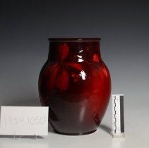 1954.10507 Roseville Pottery Company-7