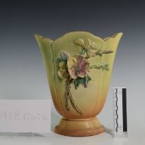 1978.12626 Weller Pottery Company-7