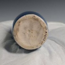 1984.16113 Roseville Pottery Company-6