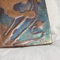 1952.10406 Weller Pottery Company-2