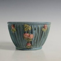 2006.19q.4 Blue Drapery-1