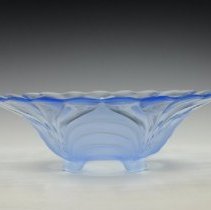 2006.42.3 Caprice Alpine Glass Bowl 2