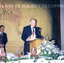 Frank Rossi accepting Hall of Fame Induction 2001