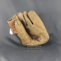 Reach Model 5569 Warren Hacker Model