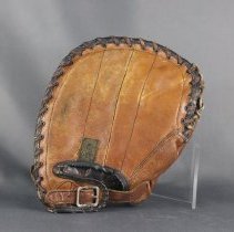 Winnwell - Wellinger & Dunn Mitt