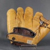 Babe Ruth Home Run Special RF2 Glove
