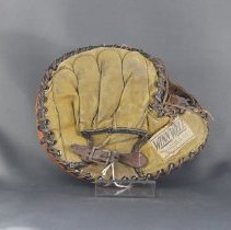 Winnwell Catcher's Mitt