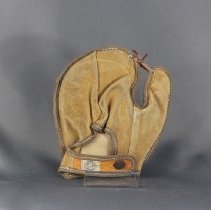 Reach Junior Catcher's Mitt Model 5469