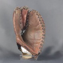 First Baseman's Mitt