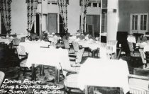 Dining Room, King & Prince Hotel