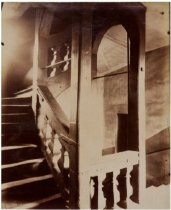 Escalier 25 rue des Blancs-Manteaux