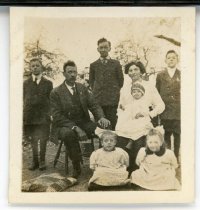 Mrs and Mrs. P.B. Head and children Francis, Alvin, Claude, Pauline, Mildre