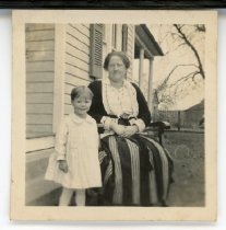 Mildred Gifford & Evelyn