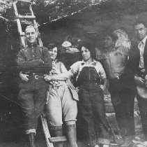 Paul and Jones with family