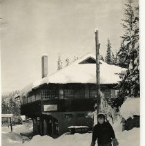 Queenie and June in the winter i