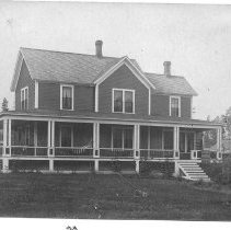 Paul home in Priest River with porches