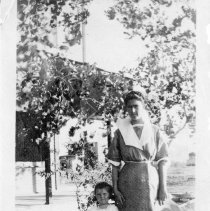 Dora Jackson (?) and young girl