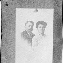 Portrait of a man and a woman, ca. 1900