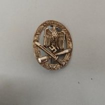 N/A2 Badge, Insignia