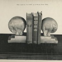 Bookends, E-2