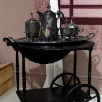 FIC.2011.036 on display in "Stitch Together," 2024.