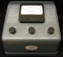 Beckman Model H2 pH Meter