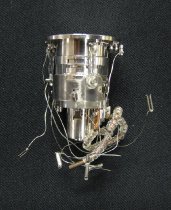 Isatron Source for a CEC Mass Spectrometer