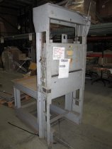 Libby Shield Metal Press Machine with Metal Plates