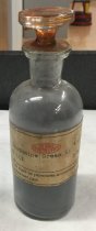 DuPont Dyestuffs' Bottle of Pontamine Green BX
