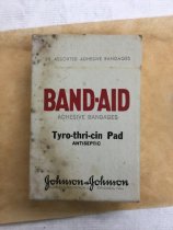 Band-Aid Tyrothricin Pad Antiseptic Bandages