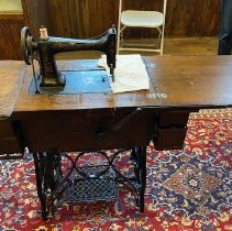 L2023_0_2c_standard_sewing_machine_c1885