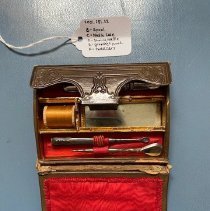 L2023_0_4n_quilting_tools_equipment