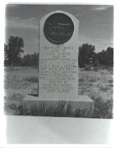Old Platte Bridge monument