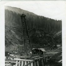 1940 - Pile Driver - Camp 8, Great Central - 2021071016 - jpg72 - 001