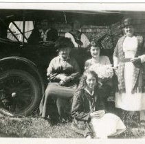 1922 - Six women and car - Victoria - 2021071027 - jpg72 - 001