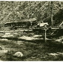 1975 - Taylor Bros Truck on Bridge - Duncan - 1990013004 - jpg72 - 001