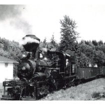 1965 - Hillcrest Lumber No. 9 With Passengers - Lake Cowichan - 2021072026 - jpg72 - 001
