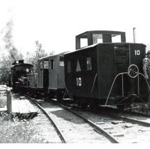 1958-64 - No. 10 Caboose - Deerholme - 1976100007 - jpg72 - 001