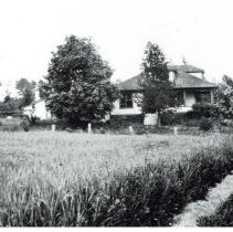 1935 - House & Shack from Driveway - Somenos Lake - 1990960034 - jpg72 - 001