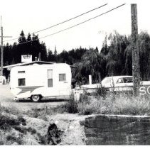 1968-67 - Farm Stand Another Angle - Somenos Lake - 1990960046 - jpg72 - 001