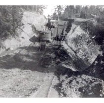 1950 - Shovel & Tractor - Cowichan Bay - 2011600021 - jpg72 - 001