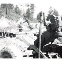 1950-52 - Two trucks & shovel - Cowichan Bay - 2011600024 - jpg72 - 001