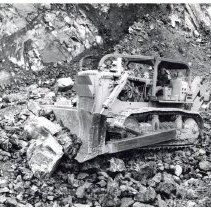 unk - Cat Dozer D9G - unk - 2018057112 - jpg72 - 001