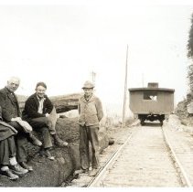 1934-43 - Men & Speeder - Sahtlam - 2020013008 - jpg72 - 001