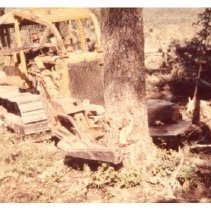 1973 - CAT Tree Shears Jaws - Nanoose Bay - 2022015022 - jpg72 - 001