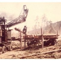 unk - Grapple Loading - Nanoose Bay - 2022015027 - jpg72 - 001