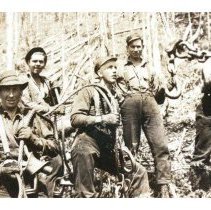 1936 - Logging Crew - Great Central Lake - 1988007006 - jpg72 - 001