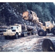 unk - Two Big Logs - Clayoquot Sound - 2020002038a - jpg72 - 001