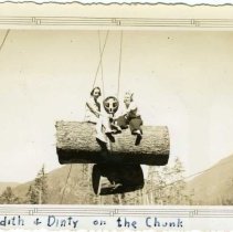 1938 - Dinty and Edith on the Chunk - unk - 2019018013 - jpg72 - 001