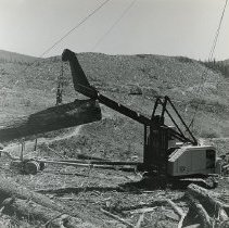 1965 - WFI American Loader - Cowichan Lake - 2007200178 - jpg75 - 001